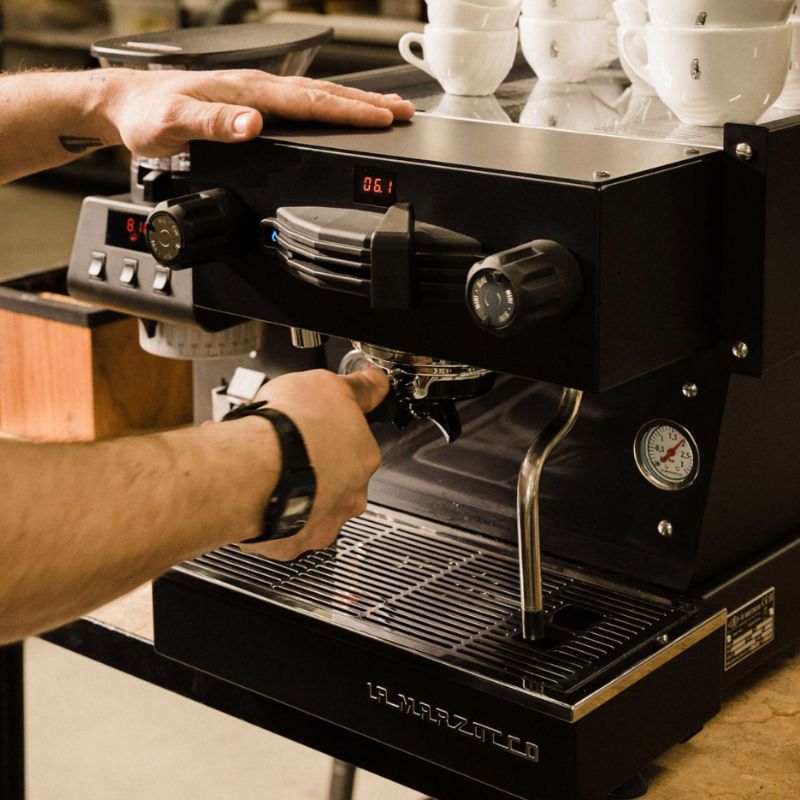 La Marzocco Linea Mini Espresso Machine - Home Machine, 1 Group, 1820W Image 3