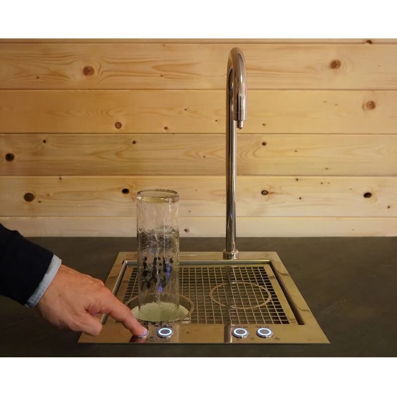 Quatreau  HydreauBar™ Smart Bottling Station - Chilled, Sparkling, Ozone Disinfection, 100 bottles per hour Image 4