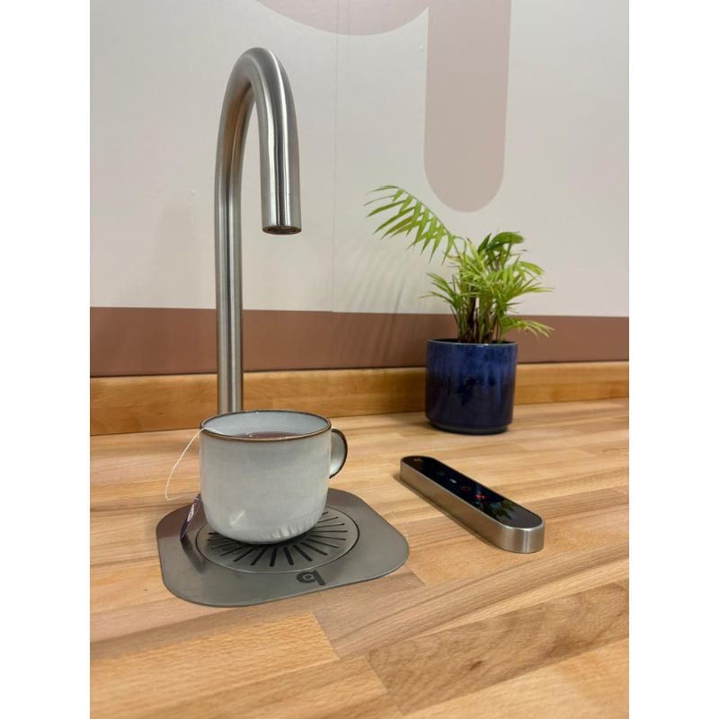 Quatreau The Q™ - All-in-One Hydration Station, Instant Boiling, Chilled & Sparkling Water at Your Fingertips Image 2